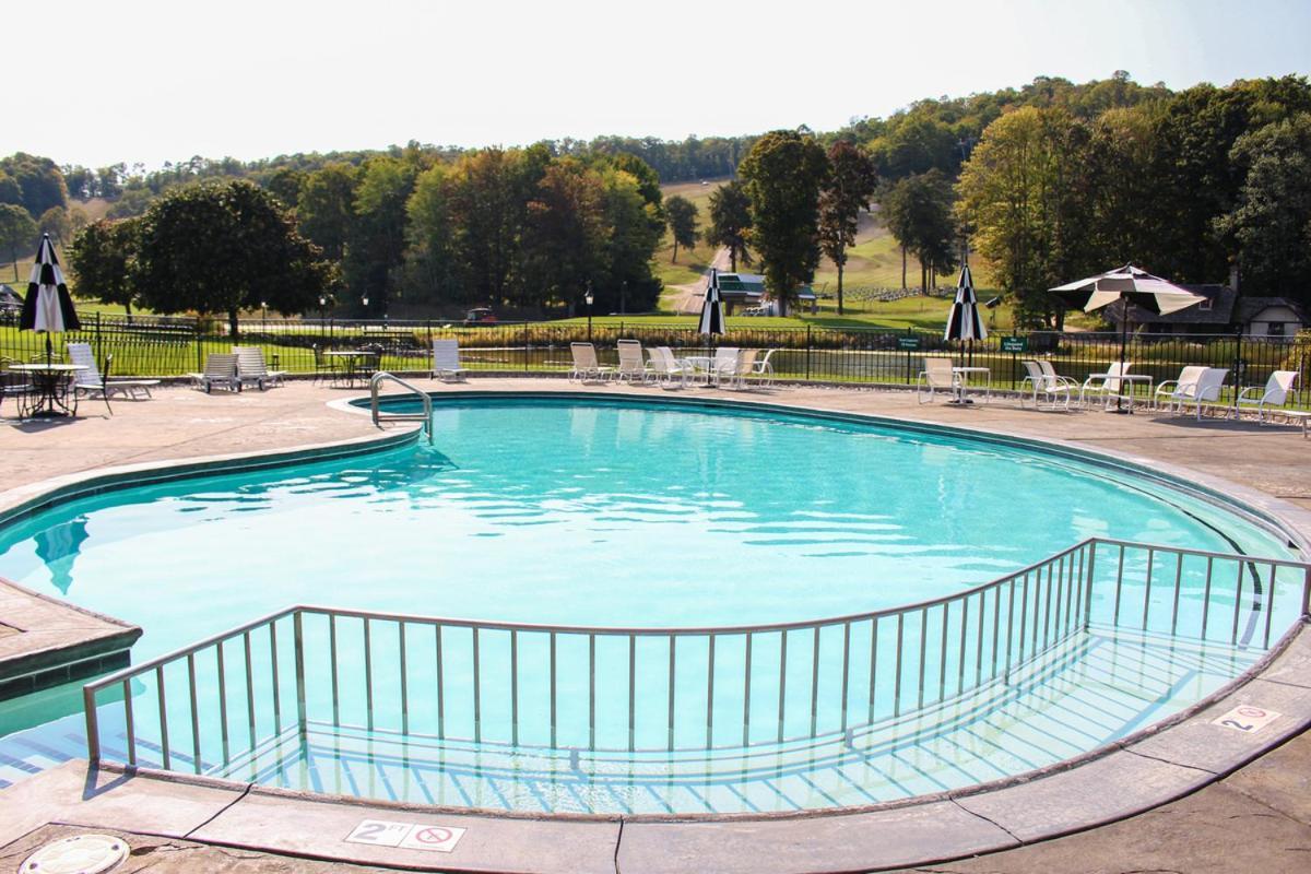 The Highlands At Harbor Springs Hotell Eksteriør bilde